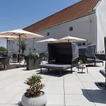 Hotel Ce Plaza