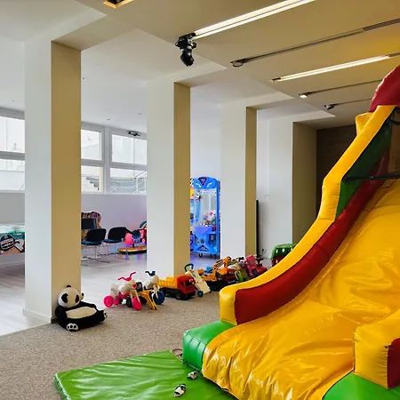 Hotel Ce Plaza 4*
