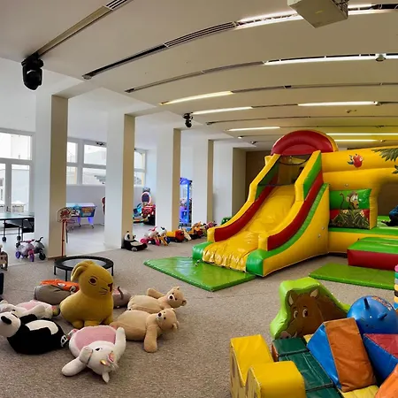 Ce Plaza Отель 4*