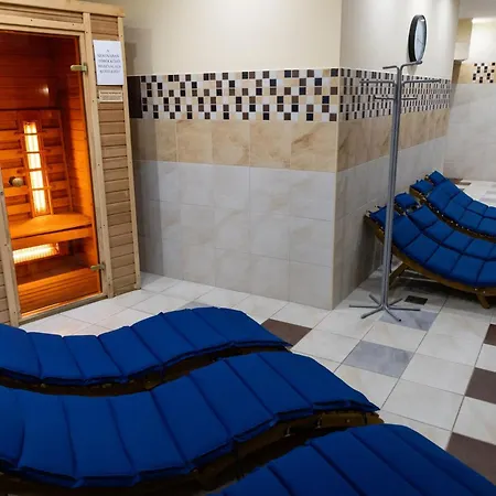 Hotel Ce Plaza 4*