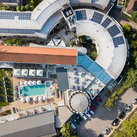 Hotel Ce Plaza