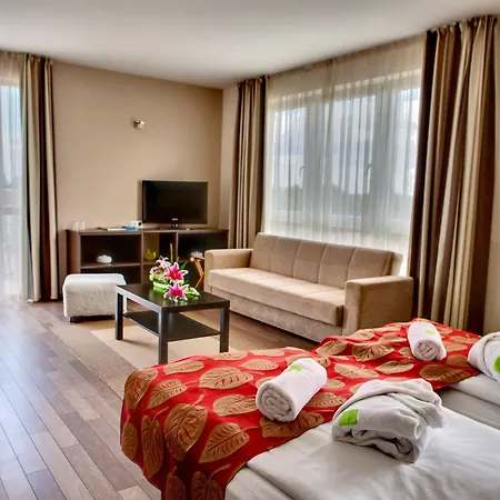 Hotel Ce Plaza 4*