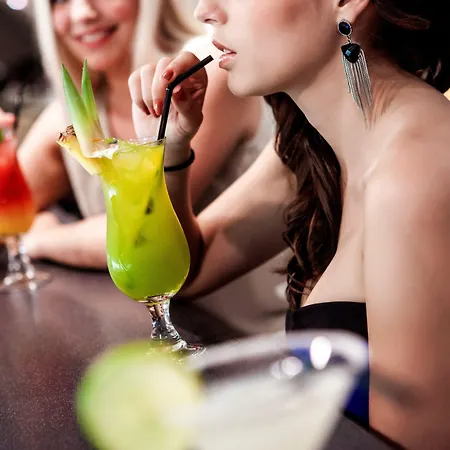 Ce Plaza 4* Σίοφοκ